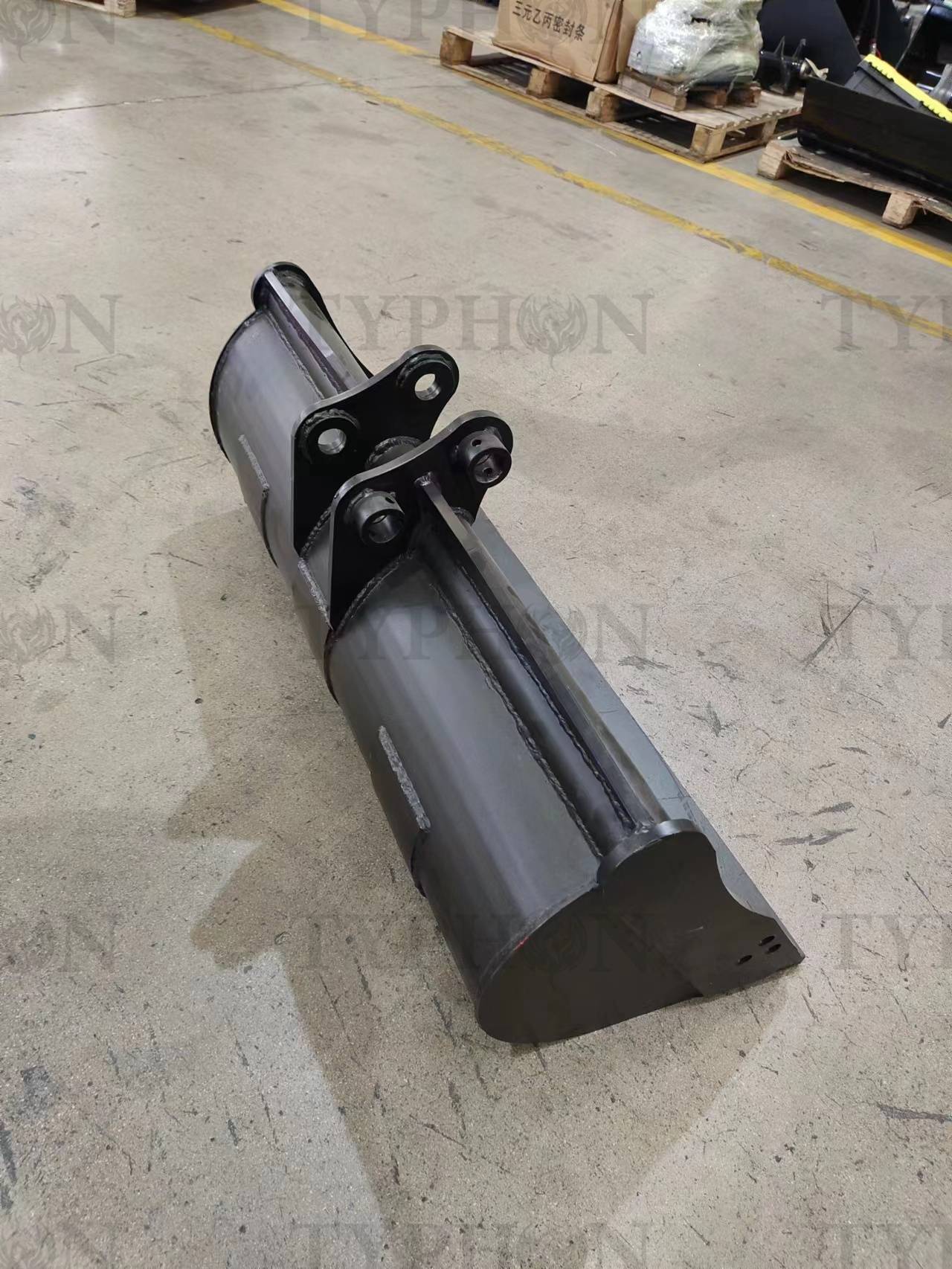 Plain Bucket 800mm 31 Mud Bucket5 - American Excavator