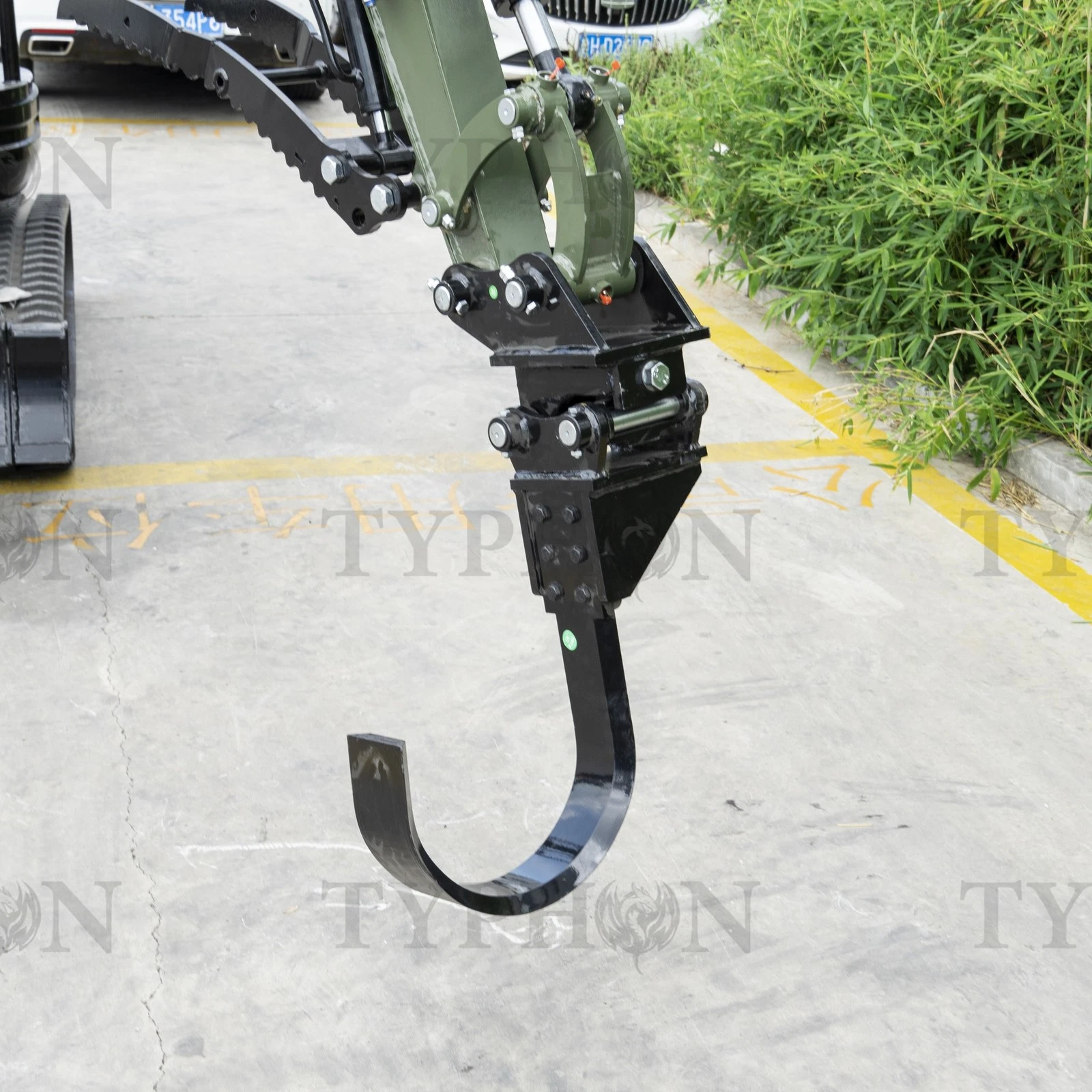 Tree Digging Blade Attachment3 - American Excavator