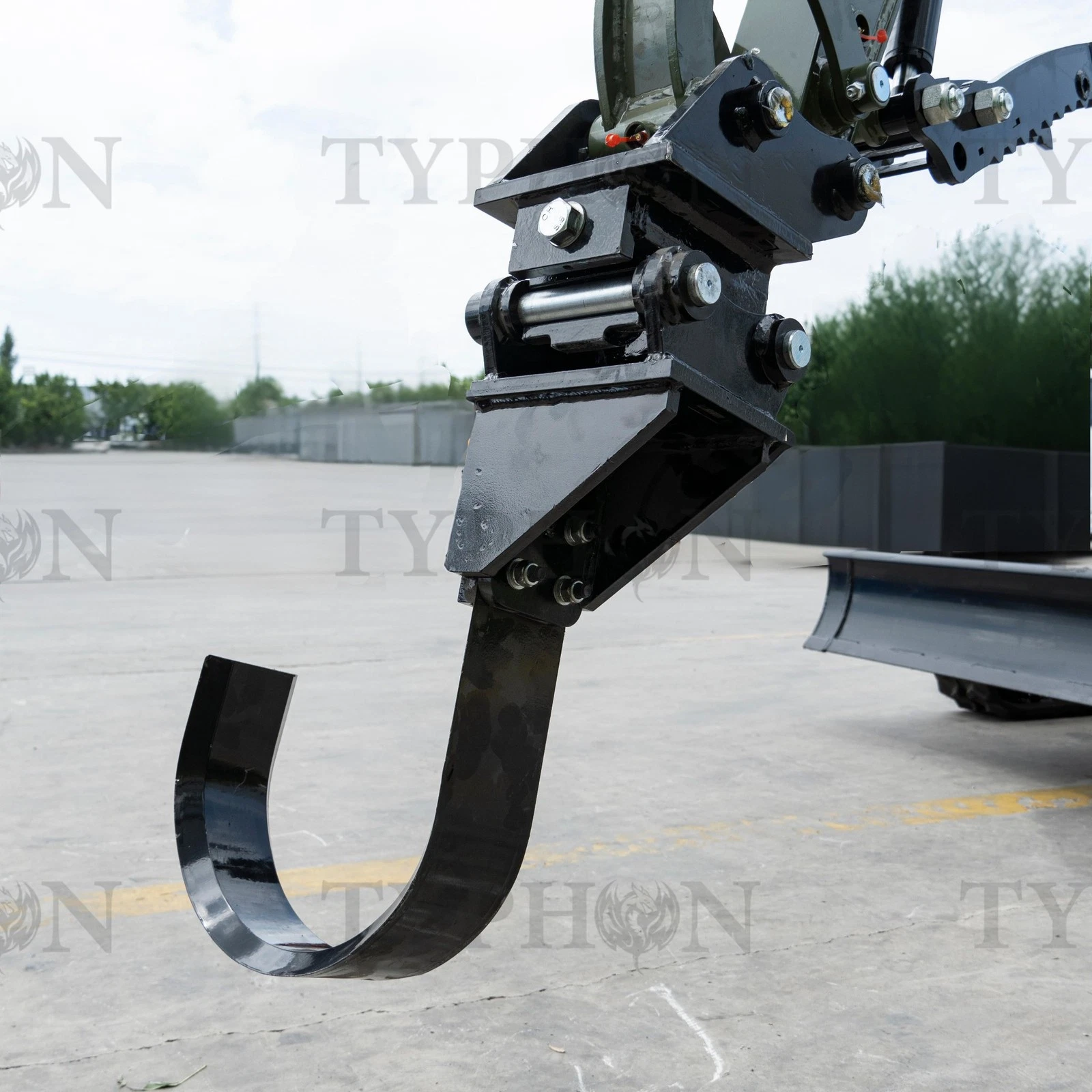 Tree Digging Blade Attachment5 - American Excavator